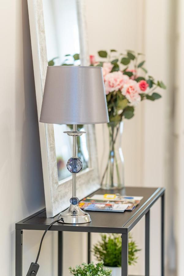 Milano Design Apartment City Center With Ac Budapest Ngoại thất bức ảnh